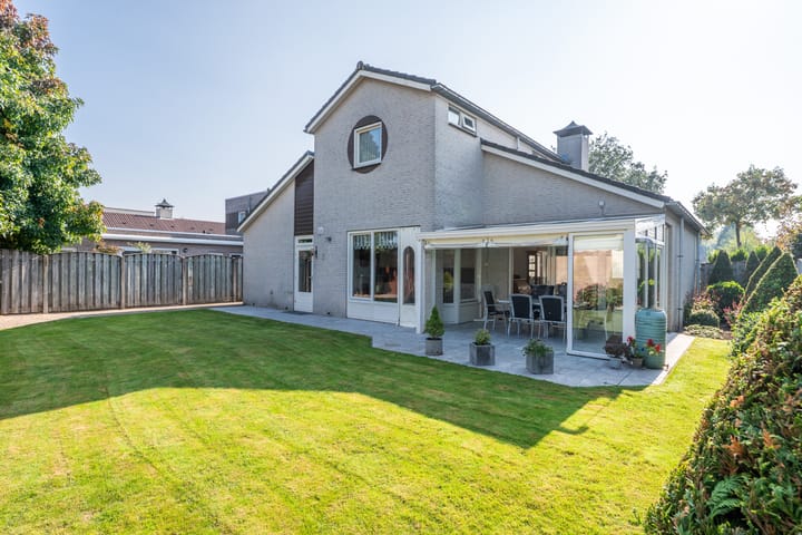 Photo 2 of Kavelaarsstraat 15