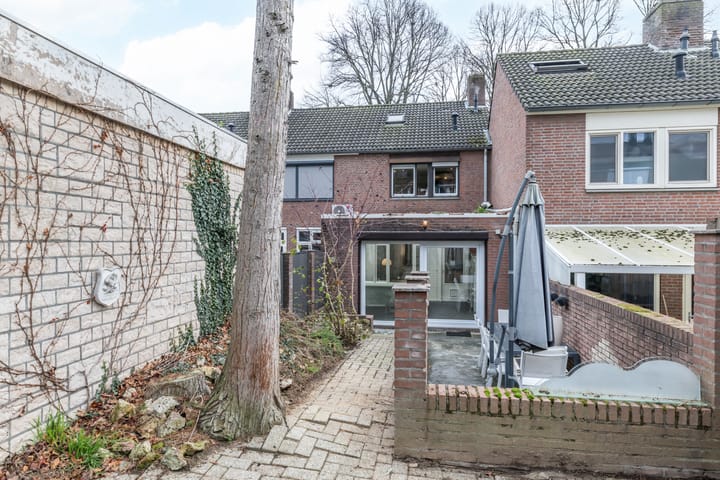 Foto 32 van Sint Teunisstraat 24