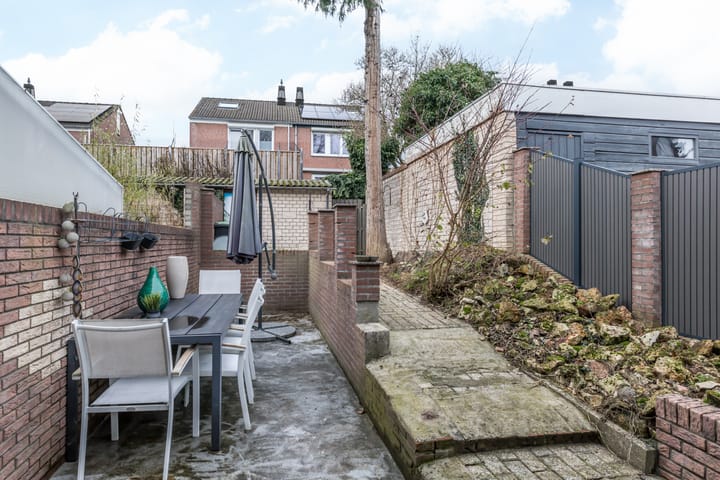 Foto 30 van Sint Teunisstraat 24