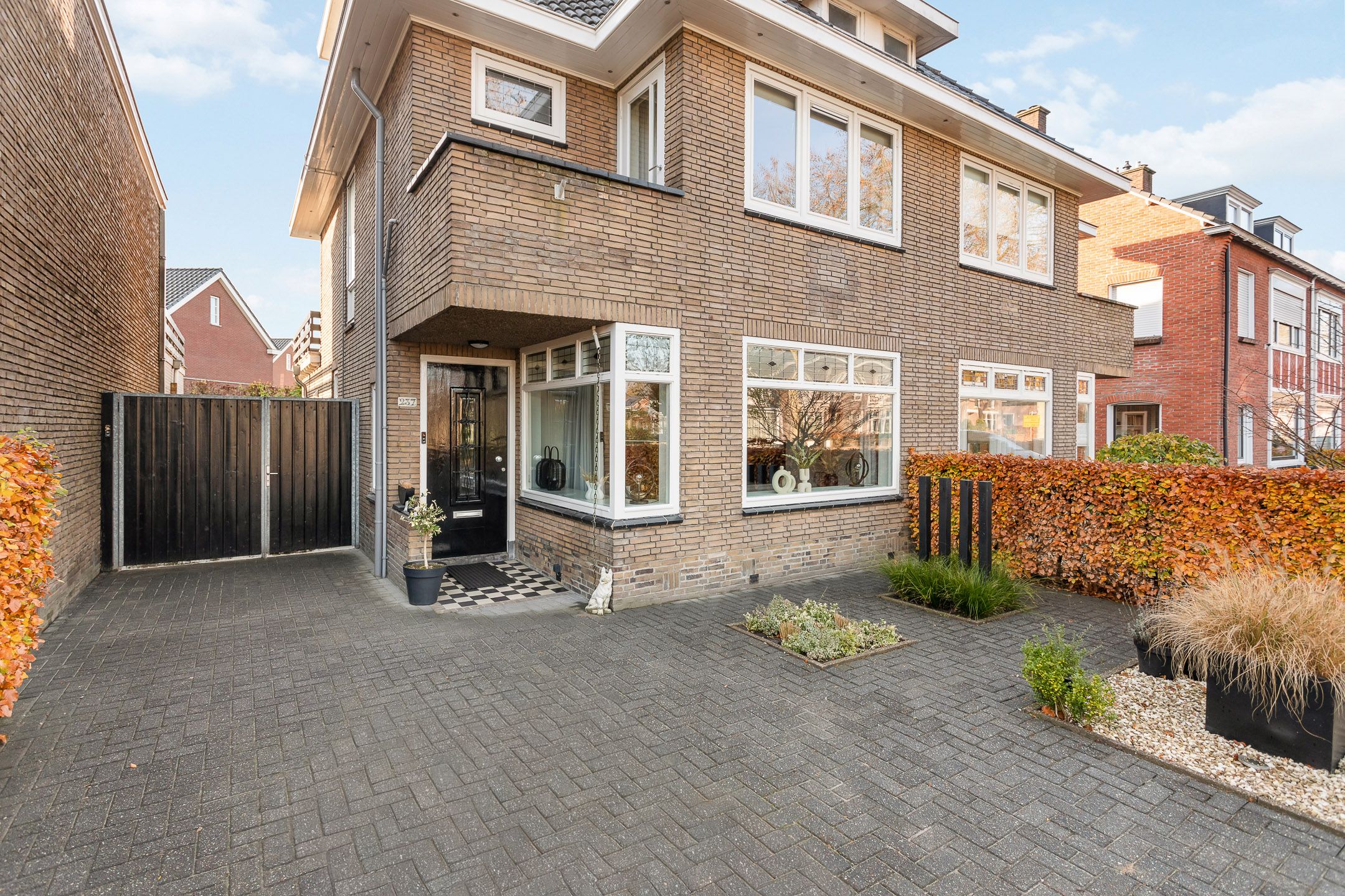 Photo 6 of Bornsestraat 237