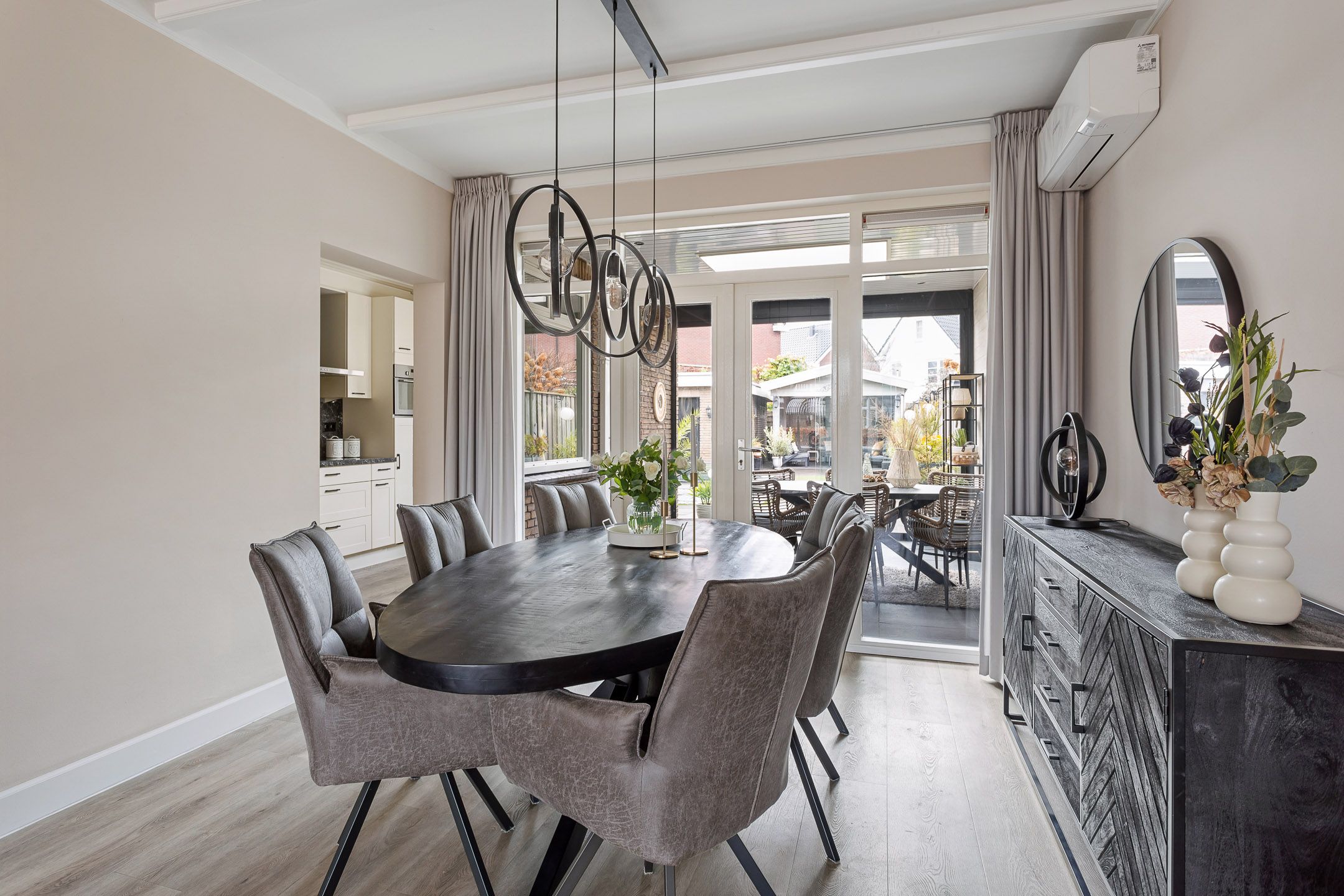Photo 9 of Bornsestraat 237