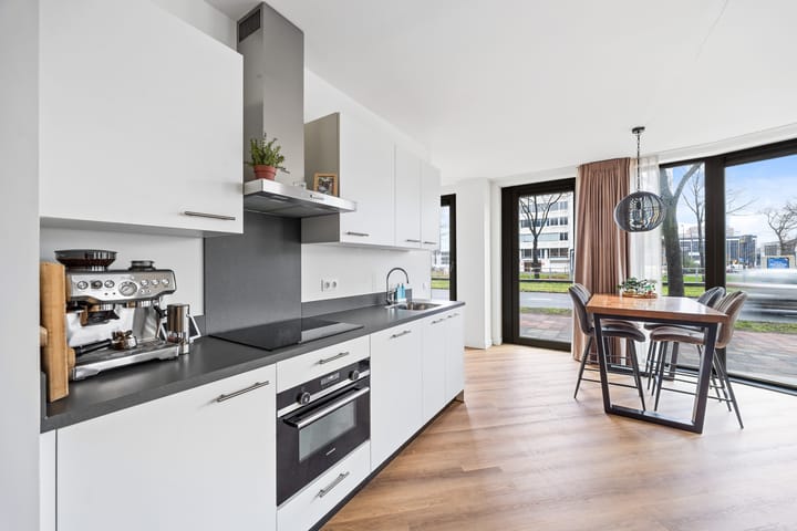 Foto 9 van Burgemeester Elsenlaan 321-A