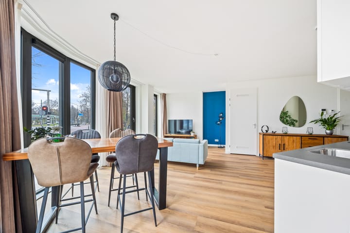 Foto 6 van Burgemeester Elsenlaan 321-A