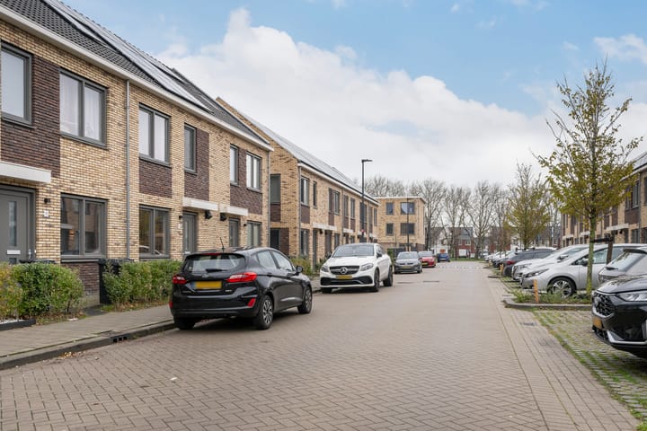 Photo 5 of M C M de Grootstraat 13