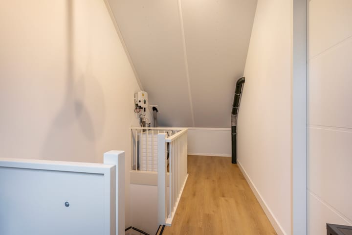 Photo 32 of M C M de Grootstraat 13