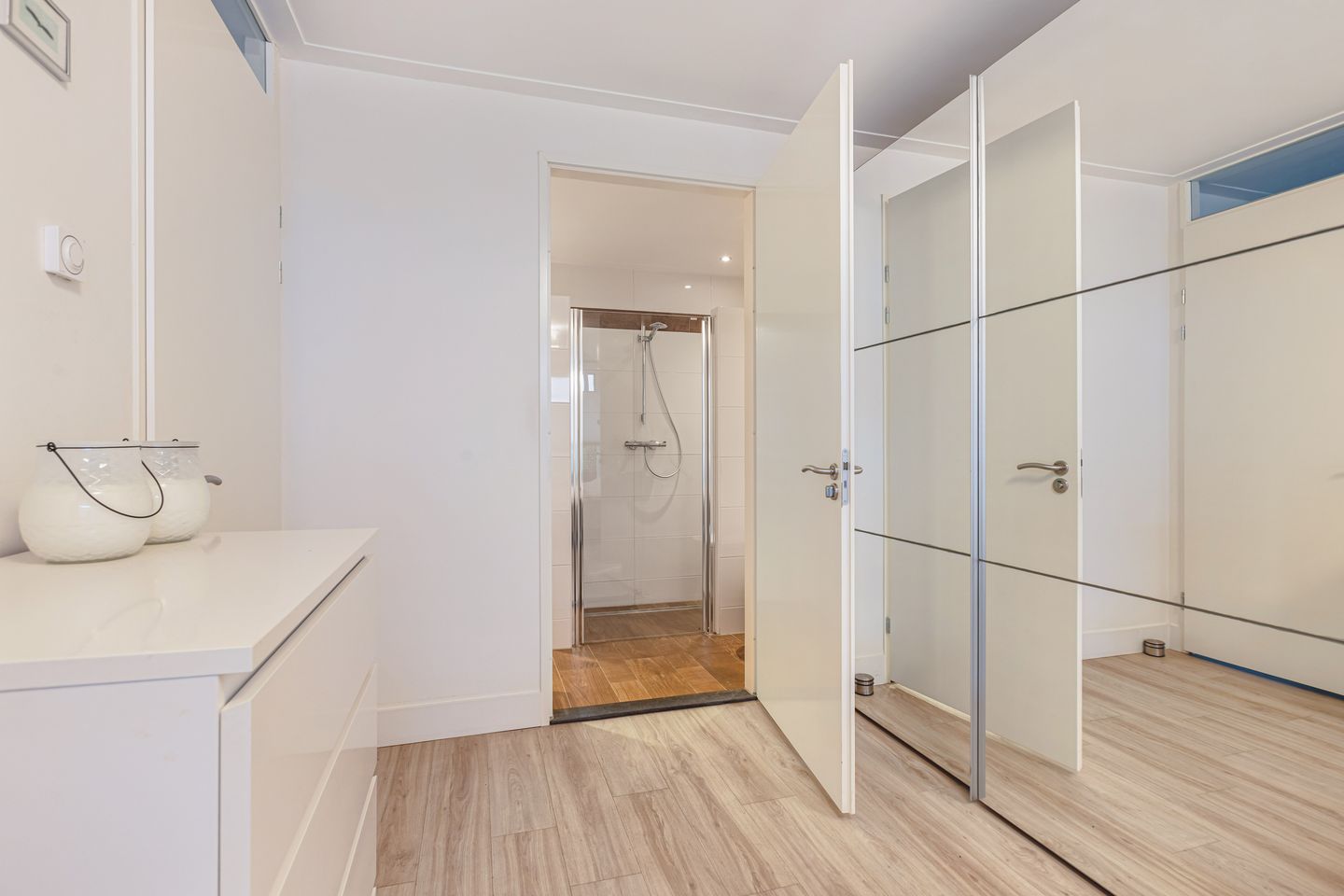 Photo 19 of Laantje van Israëls 15