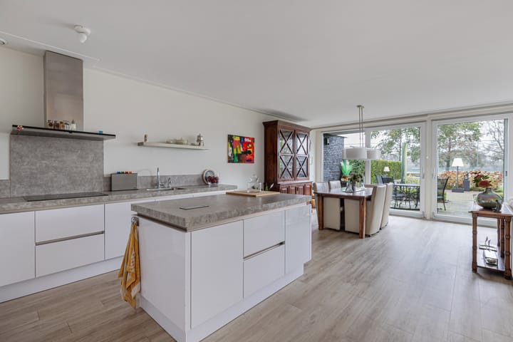 Photo 17 of Laantje van Israëls 15