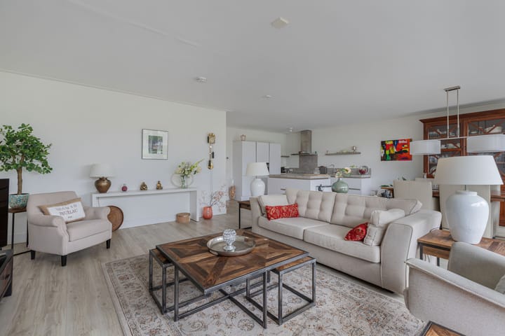 Photo 12 of Laantje van Israëls 15