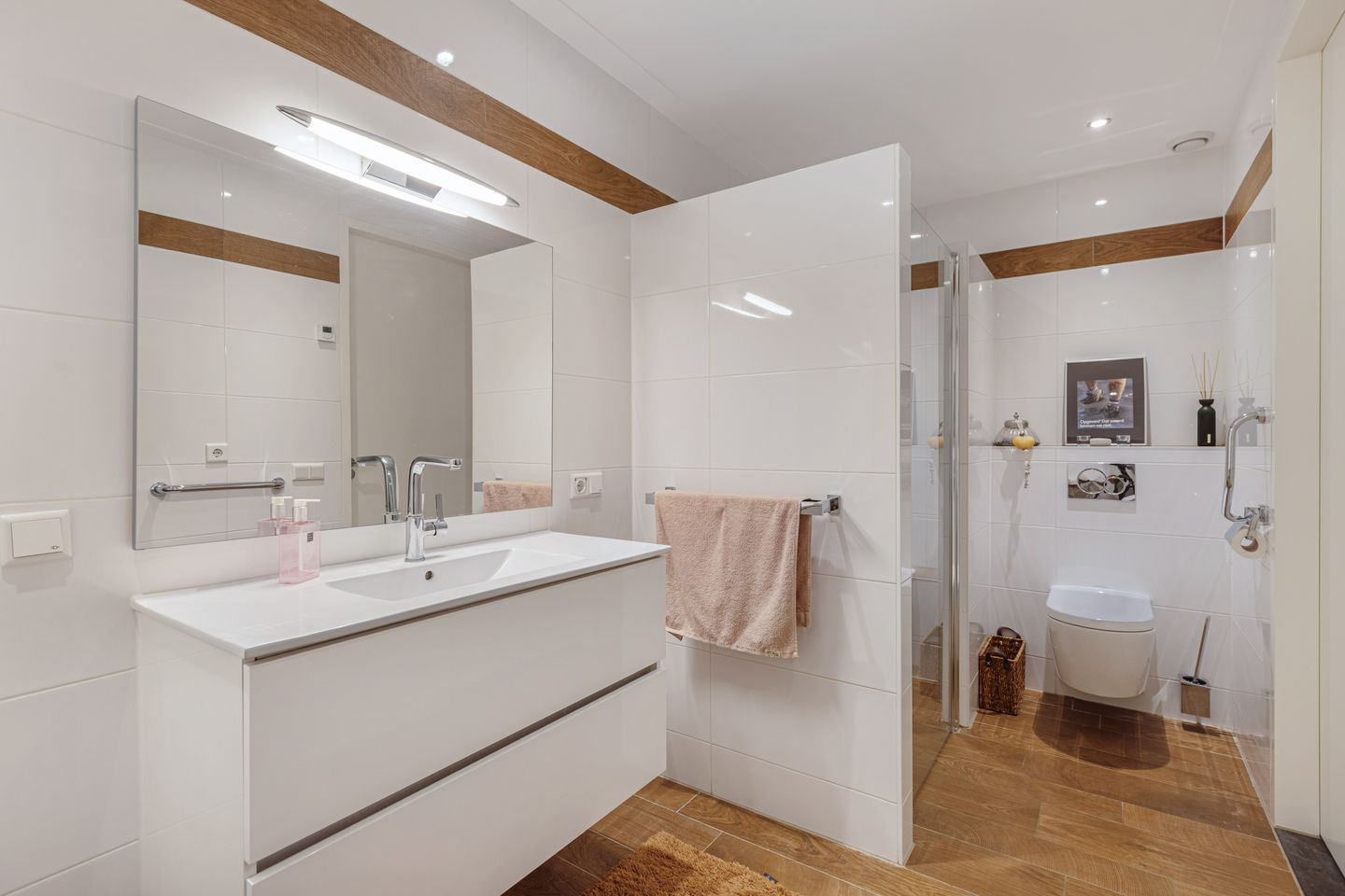 Photo 20 of Laantje van Israëls 15