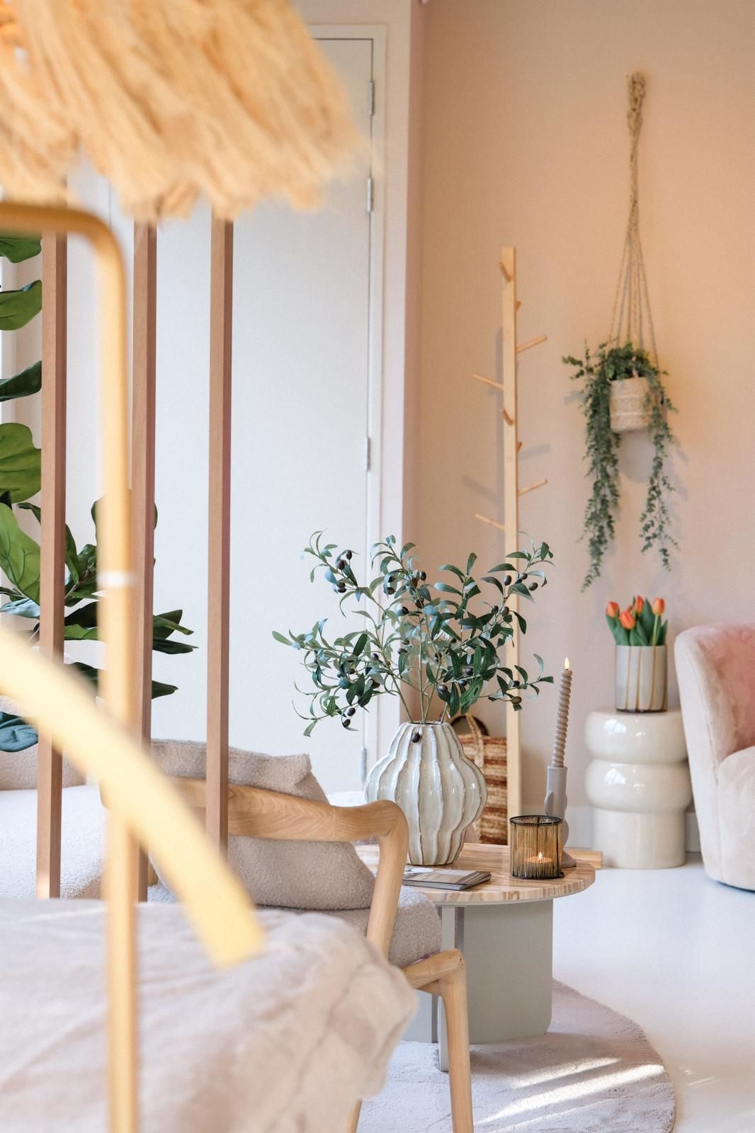 View photo 2 of Maerten van Heemskerckstraat 25-A