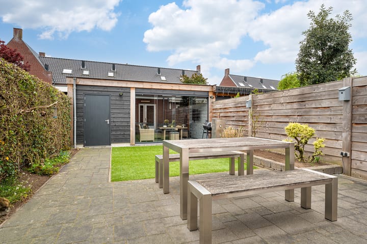 Photo 4 of De Quaystraat 26