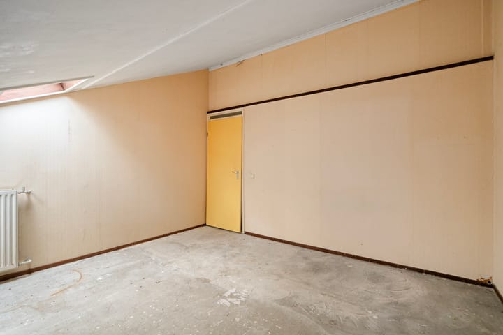 Photo 21 of Bastion 463