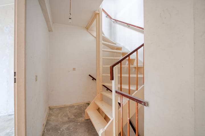 Photo 28 of Bastion 463