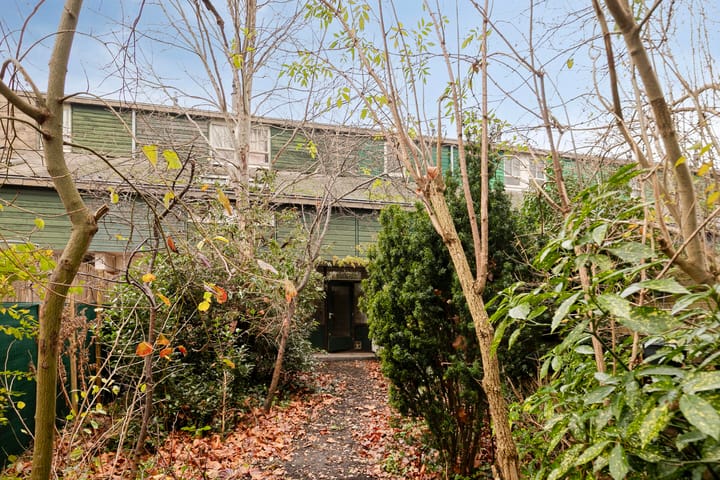 Photo 38 of Bastion 463