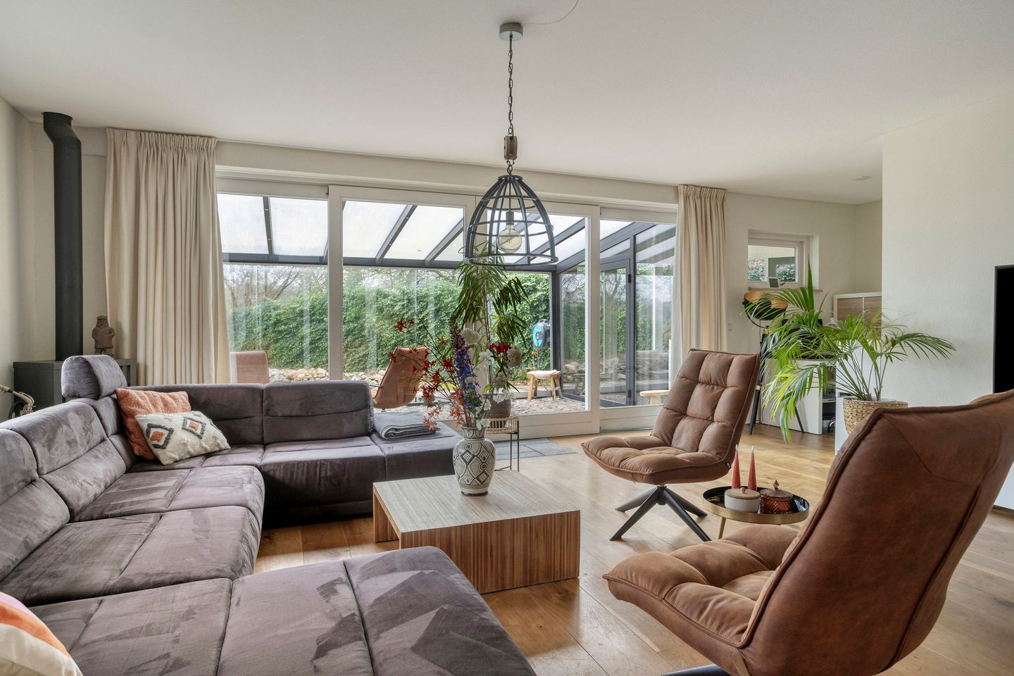 Photo 14 of Zuiderstraat 9