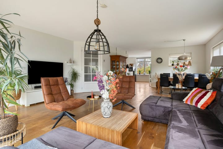 Photo 17 of Zuiderstraat 9