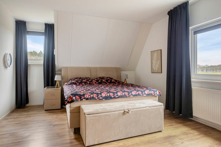 Photo 33 of Zuiderstraat 9