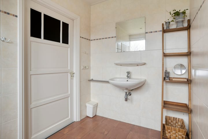 Photo 37 of Zuiderstraat 9