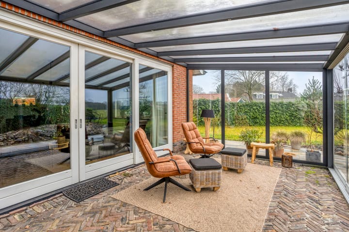 Photo 52 of Zuiderstraat 9