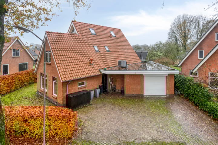 Photo 68 of Zuiderstraat 9