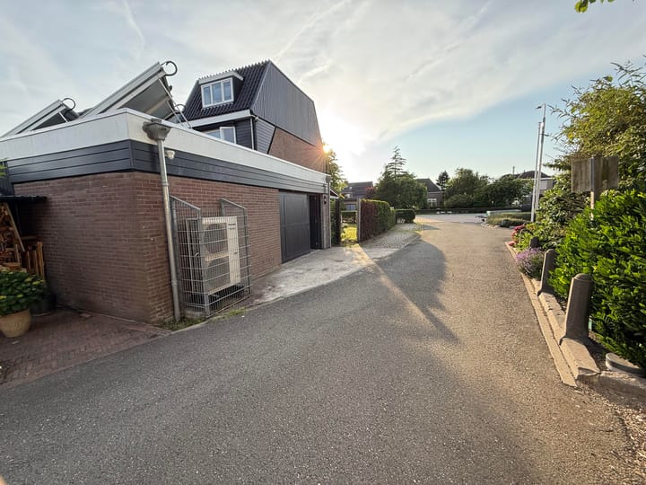 Photo 24 of Nieuweweg 77