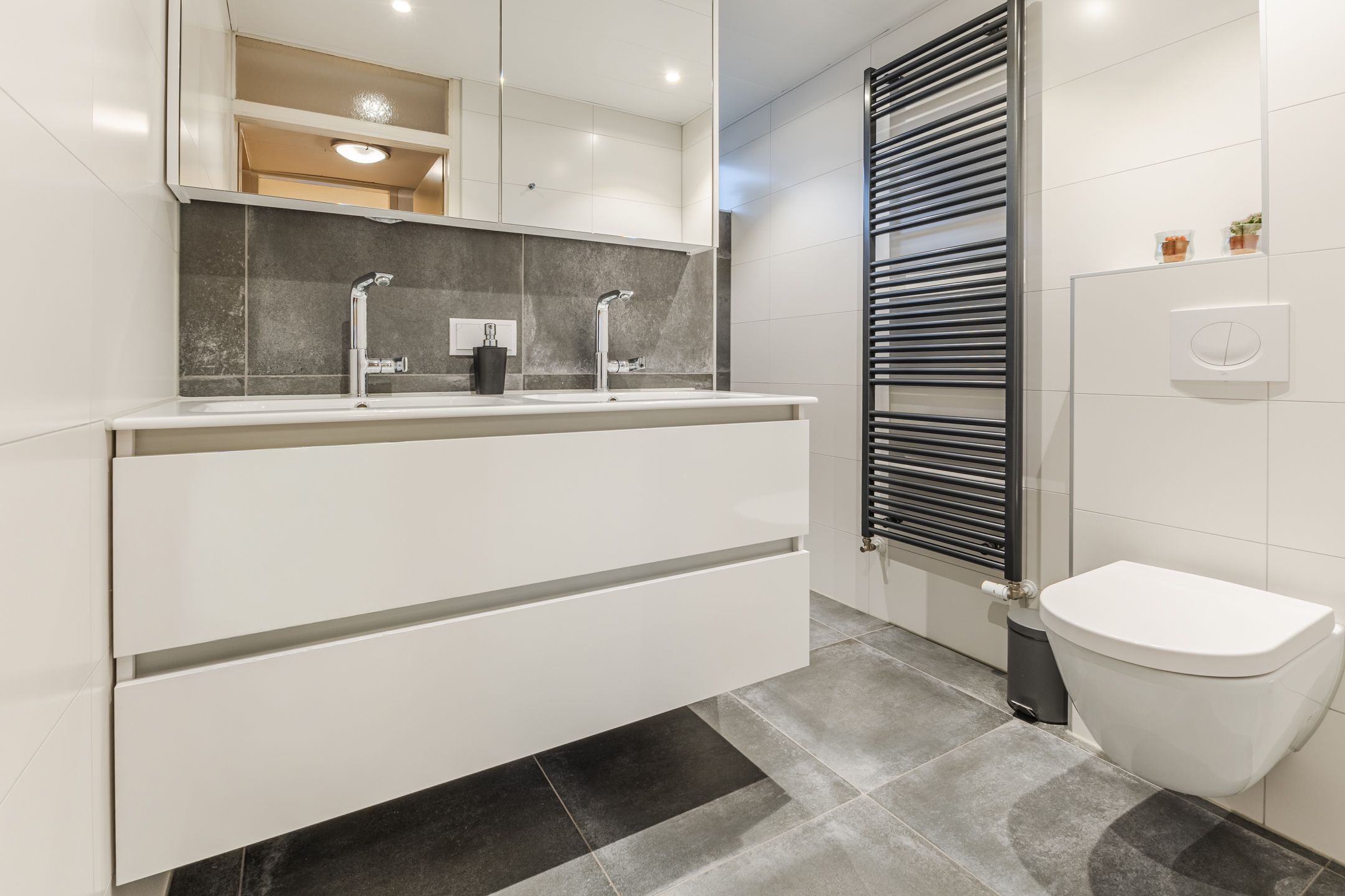 Foto 3 van Botter 24