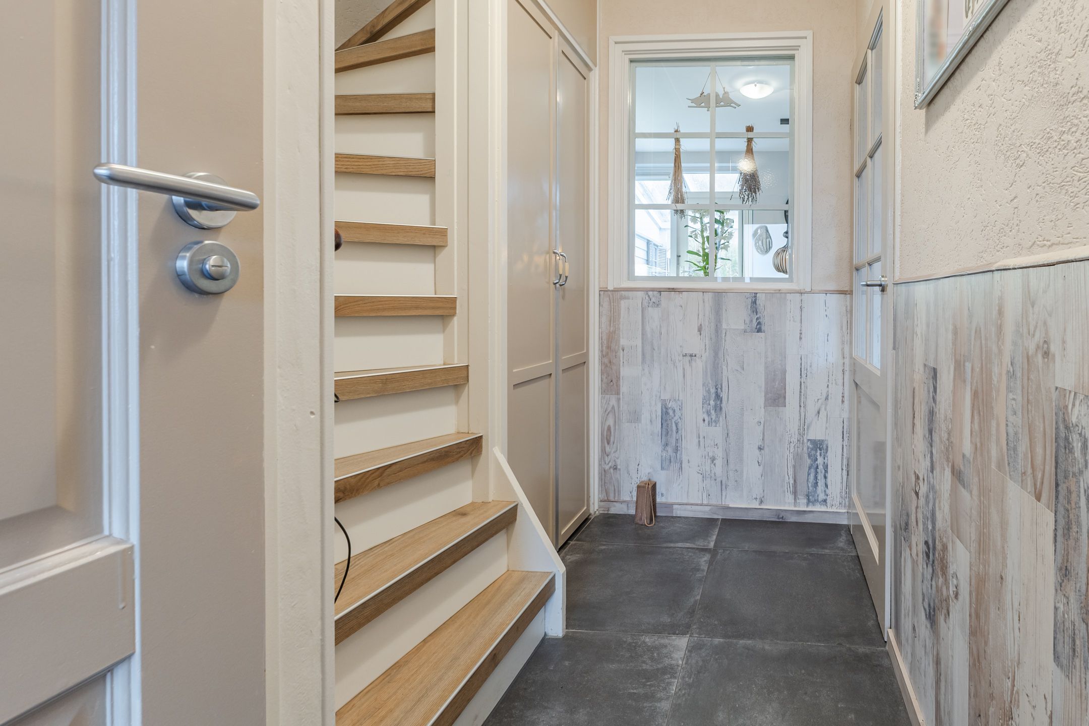 Foto 9 van Botter 24