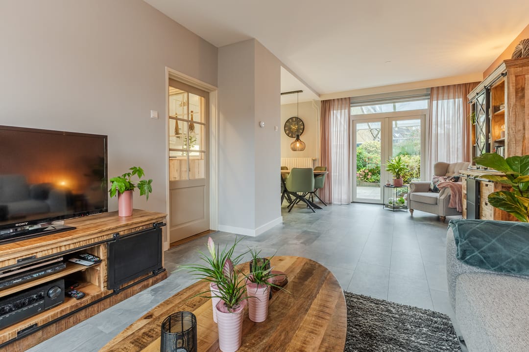 Foto 13 van Botter 24