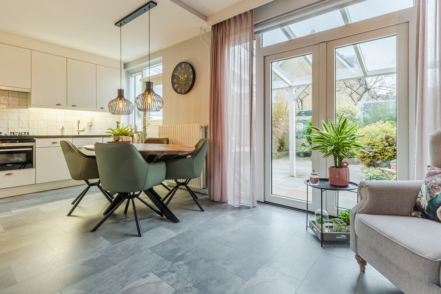 Foto 14 van Botter 24