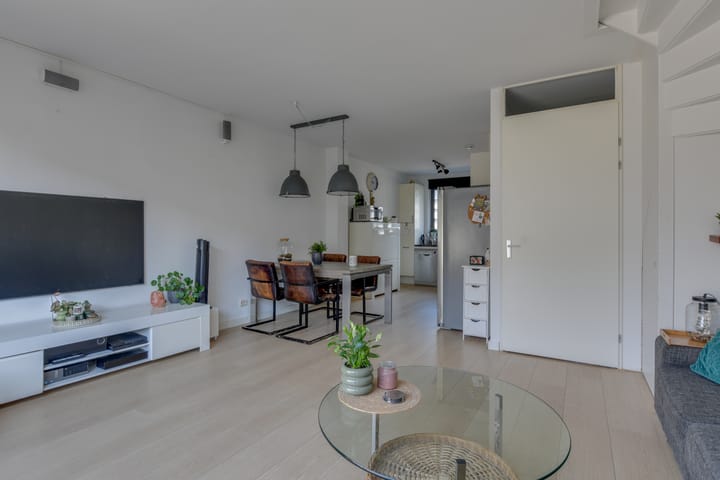 Foto 9 van Kaukasus 48