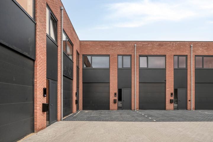 Markerkant 13 124, Almere