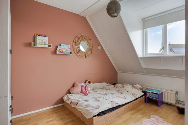 Photo 24 of Kronkelbaan 32