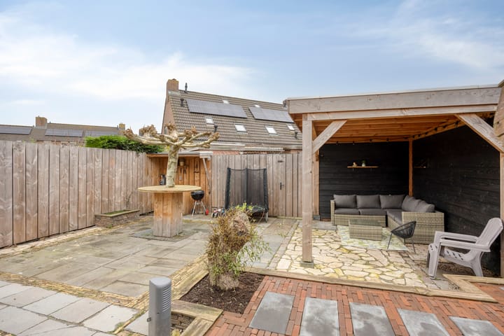 Photo 38 of Kronkelbaan 32