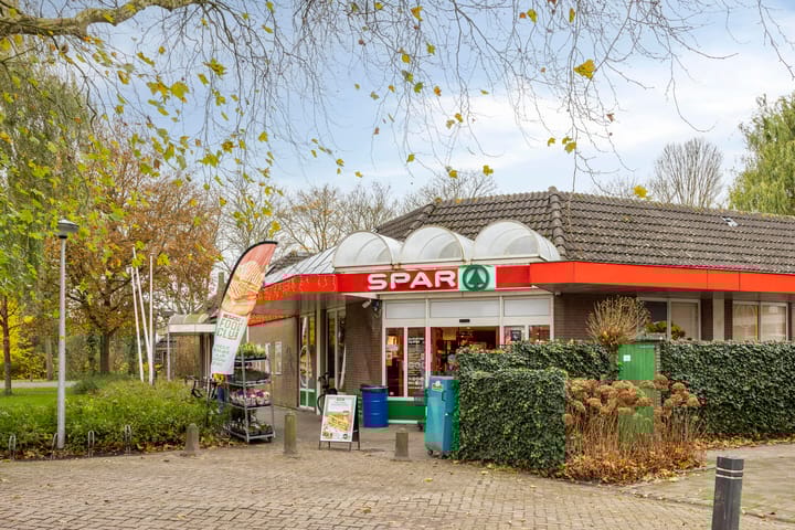 Photo 43 of Kronkelbaan 32