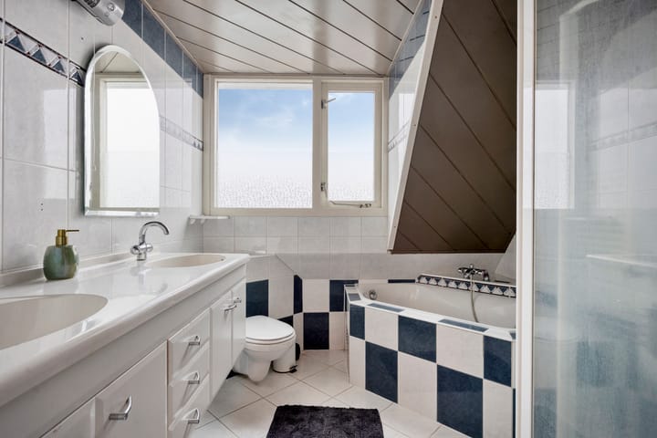 Photo 5 of Kronkelbaan 32