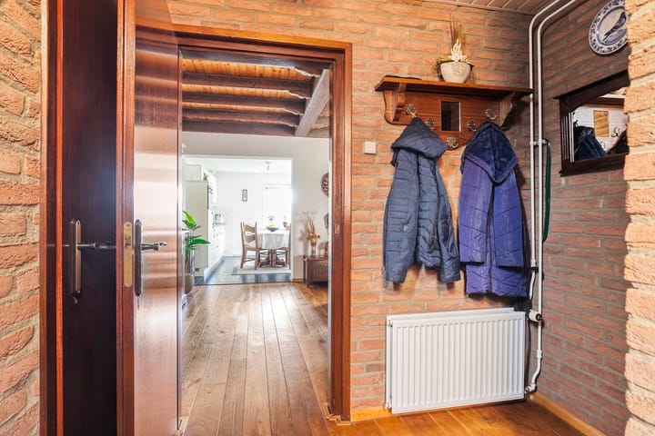 Photo 8 of Jan van Bruhezestraat 15