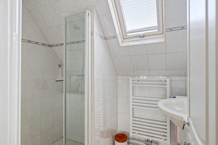 Photo 18 of Jan van Bruhezestraat 15