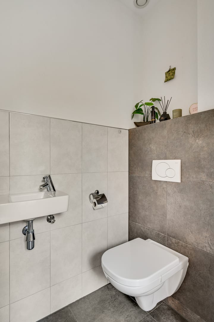 Photo 12 of Noenever 26