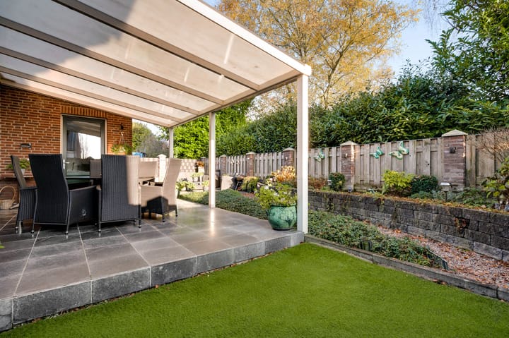 Photo 35 of Noenever 26