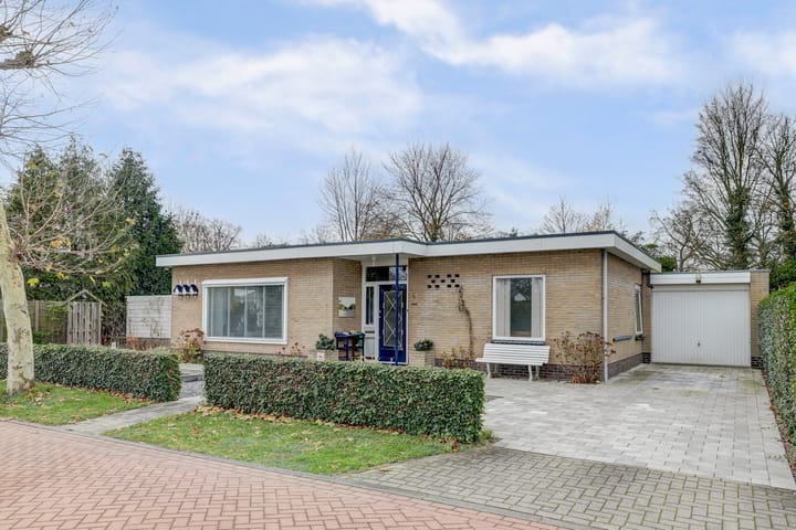 Photo 5 of Zeeasterweg 6