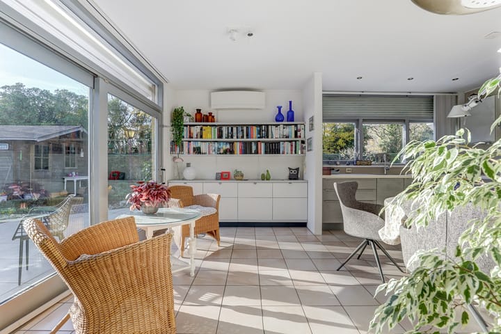 Photo 10 of Zeeasterweg 6