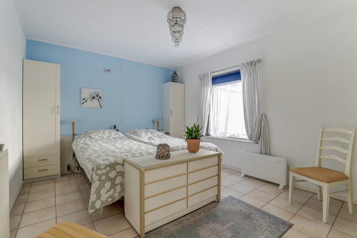 Photo 14 of Zeeasterweg 6