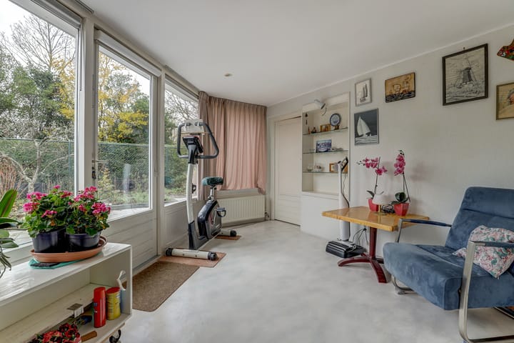 Photo 19 of Zeeasterweg 6