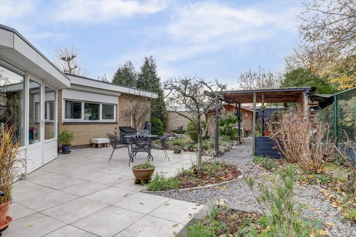 Photo 22 of Zeeasterweg 6