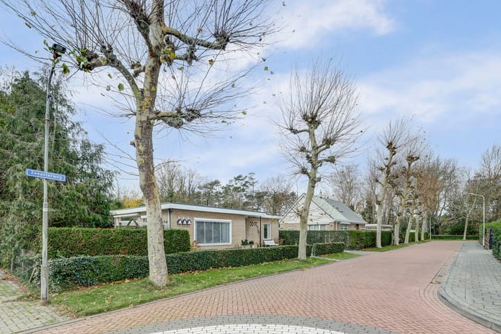 Photo 30 of Zeeasterweg 6