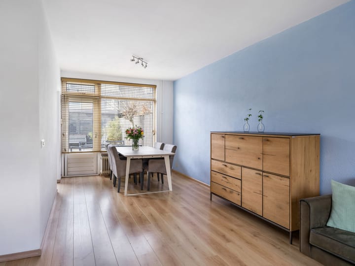 Photo 8 of Meent 151