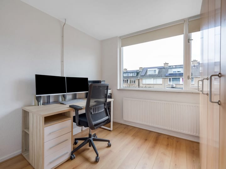 Photo 16 of Meent 151