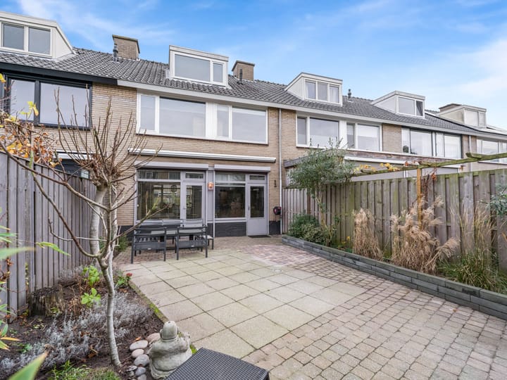 Photo 29 of Meent 151