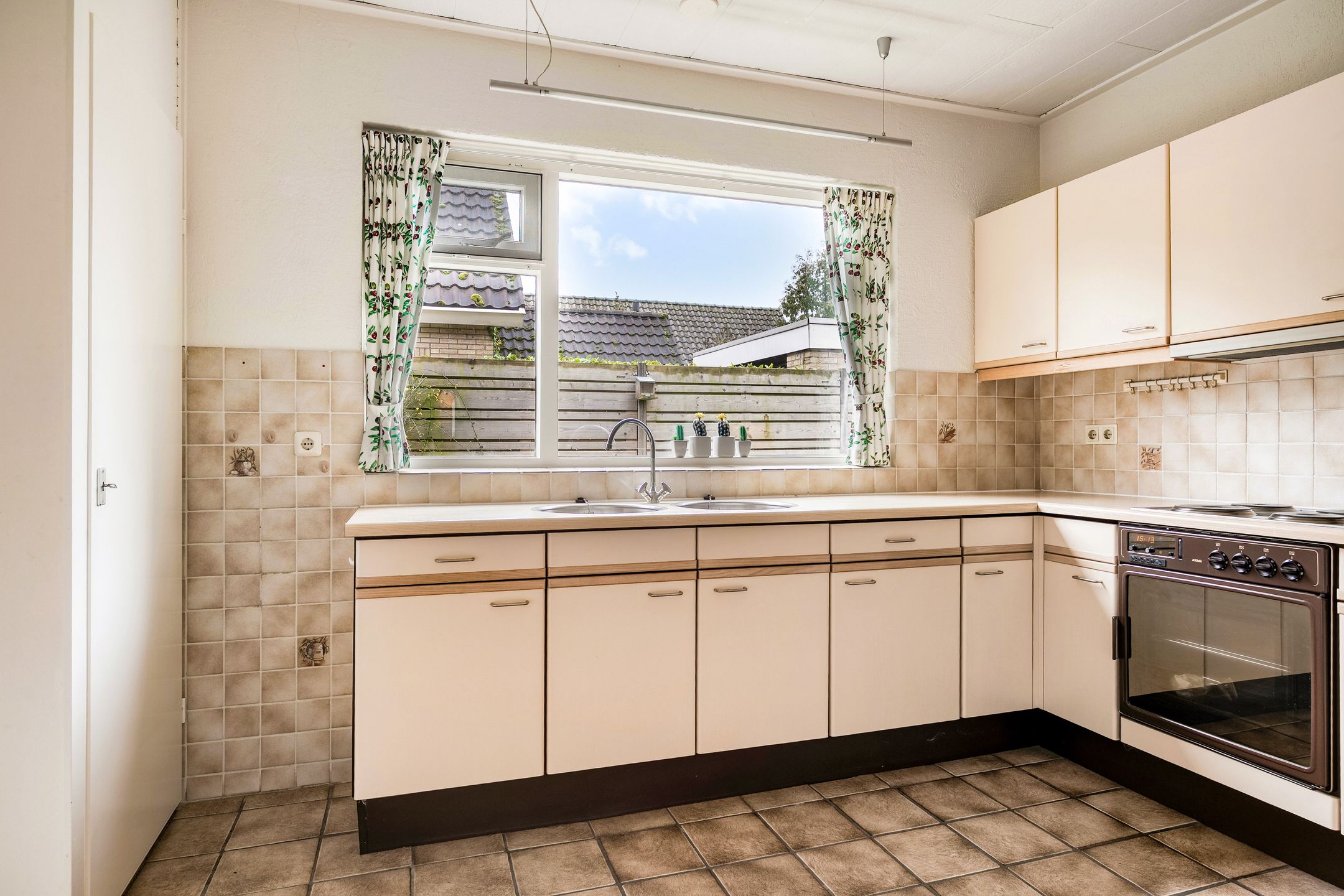 Foto 15 van Willem Sluyterweg 13