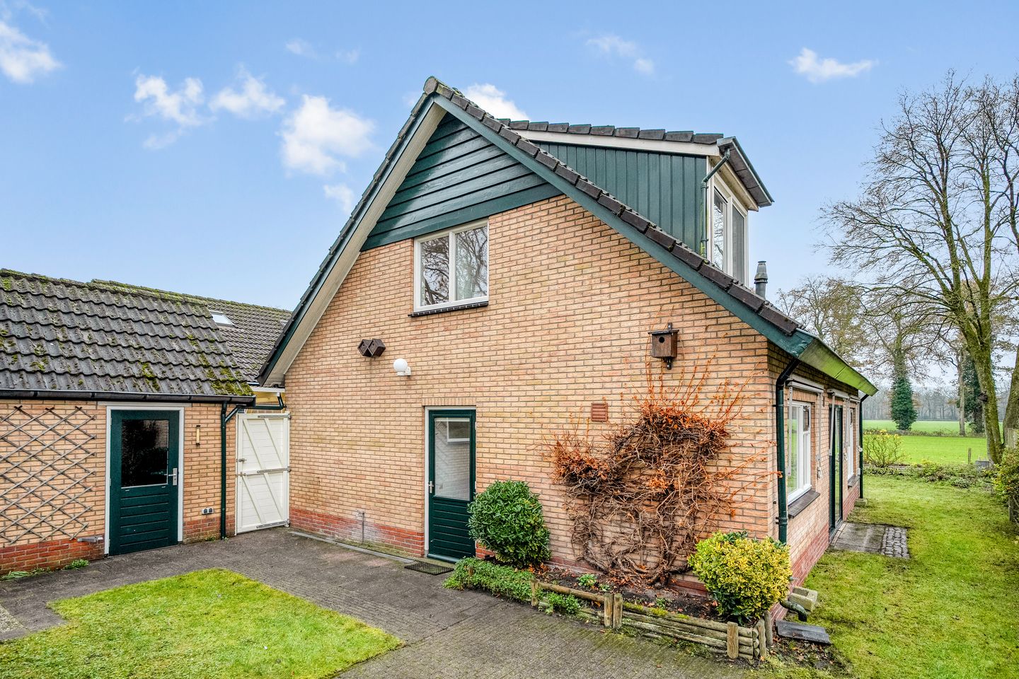 Foto 40 van Willem Sluyterweg 13